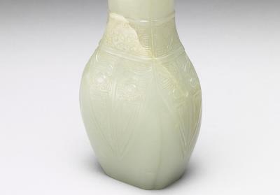 图片[2]-Jade vase with carved flowers, Qing dynasty (1644-1911)-China Archive